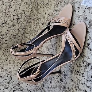 Stella Luna Neutral Satin star pot heels EU sz 40